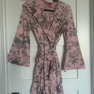 Betsey Johnson Blush Floral Print Robe